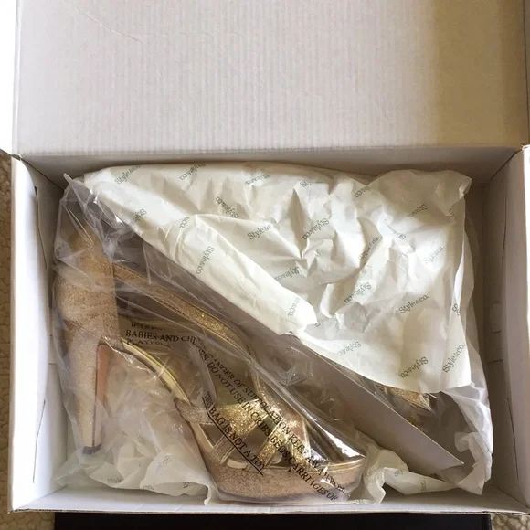 Style & co. Selina gold high heels - Picture 5 of 9